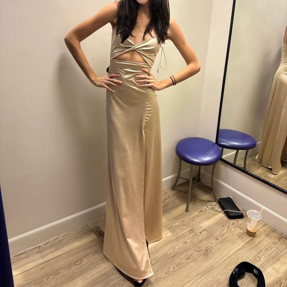Formal/ prom dress